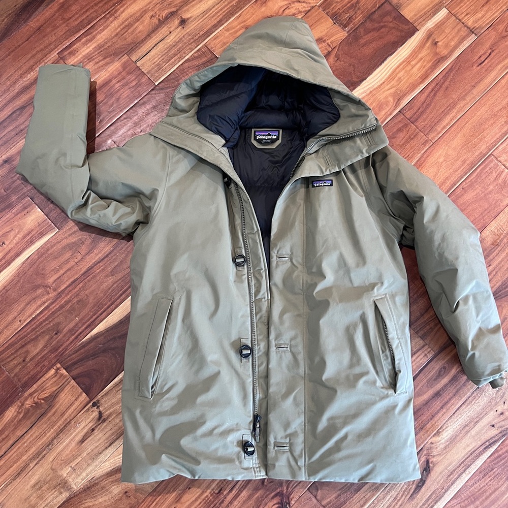 Mens Patagonia Frozen Range Parka, Size Large, sage khaki, EUC